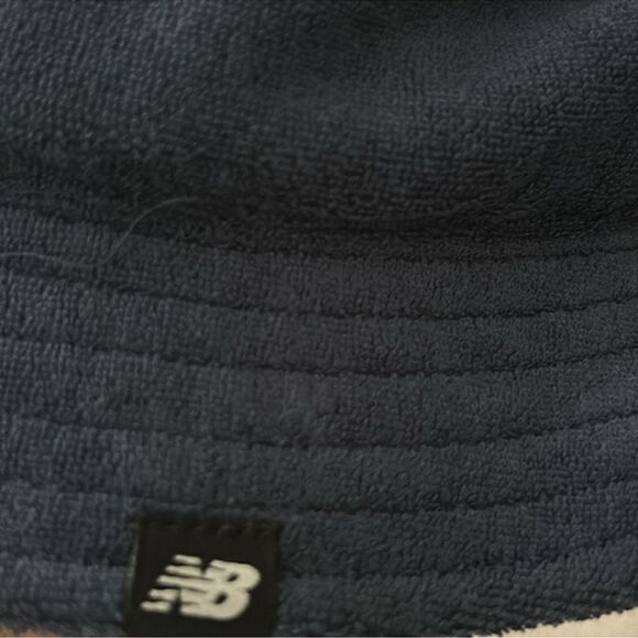 New Balance Blue Bucket Cotton Style Hat. NWT - Picture 4 of 6